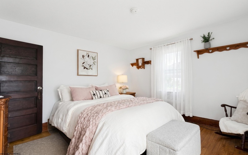 635 7th Street, Clarksburg, West Virginia 26301, 3 Bedrooms Bedrooms, 7 Rooms Rooms,2 BathroomsBathrooms,Single Family Detached,For Sale,7th,10164381