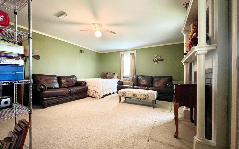 635 7th Street, Clarksburg, West Virginia 26301, 3 Bedrooms Bedrooms, 7 Rooms Rooms,2 BathroomsBathrooms,Single Family Detached,For Sale,7th,10164381