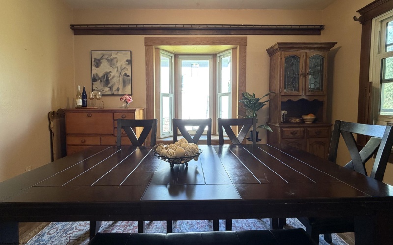 635 7th Street, Clarksburg, West Virginia 26301, 3 Bedrooms Bedrooms, 7 Rooms Rooms,2 BathroomsBathrooms,Single Family Detached,For Sale,7th,10164381