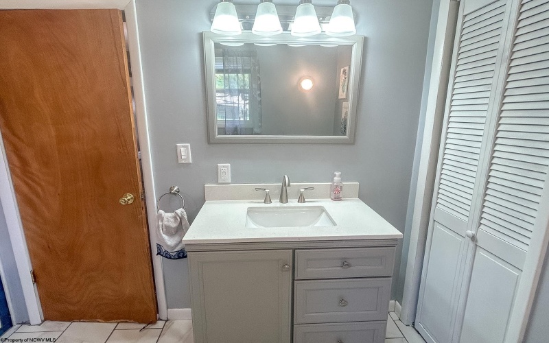 314 Dewey Avenue, Grafton, West Virginia 26354, 3 Bedrooms Bedrooms, 8 Rooms Rooms,1 BathroomBathrooms,Single Family Detached,For Sale,Dewey,10164379