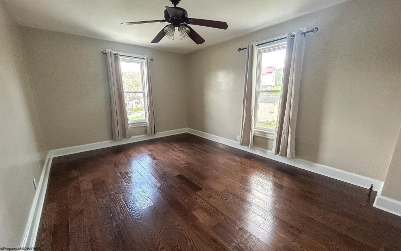 314 Dewey Avenue, Grafton, West Virginia 26354, 3 Bedrooms Bedrooms, 8 Rooms Rooms,1 BathroomBathrooms,Single Family Detached,For Sale,Dewey,10164379