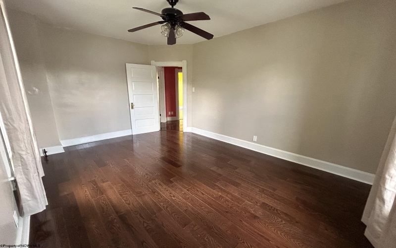 314 Dewey Avenue, Grafton, West Virginia 26354, 3 Bedrooms Bedrooms, 8 Rooms Rooms,1 BathroomBathrooms,Single Family Detached,For Sale,Dewey,10164379