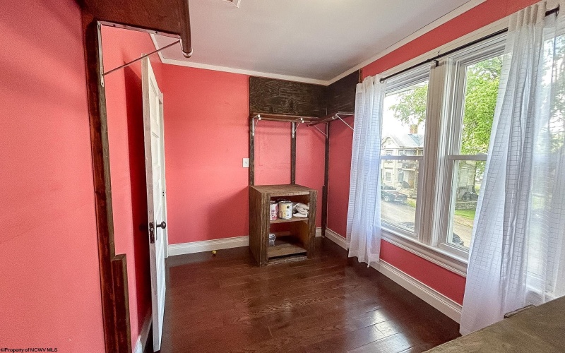 314 Dewey Avenue, Grafton, West Virginia 26354, 3 Bedrooms Bedrooms, 8 Rooms Rooms,1 BathroomBathrooms,Single Family Detached,For Sale,Dewey,10164379