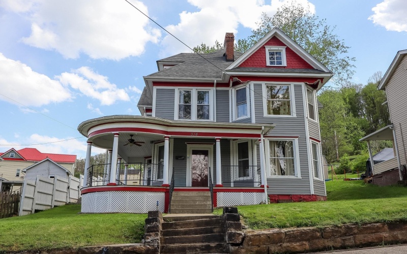 314 Dewey Avenue, Grafton, West Virginia 26354, 3 Bedrooms Bedrooms, 8 Rooms Rooms,1 BathroomBathrooms,Single Family Detached,For Sale,Dewey,10164379
