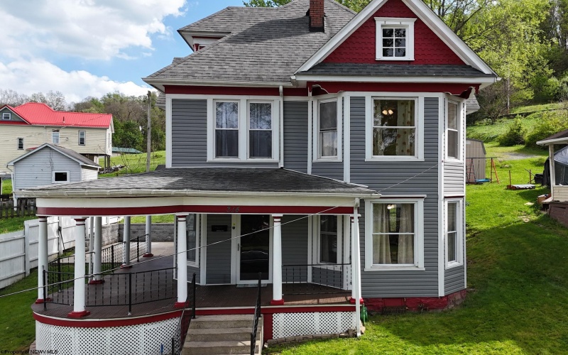 314 Dewey Avenue, Grafton, West Virginia 26354, 3 Bedrooms Bedrooms, 8 Rooms Rooms,1 BathroomBathrooms,Single Family Detached,For Sale,Dewey,10164379