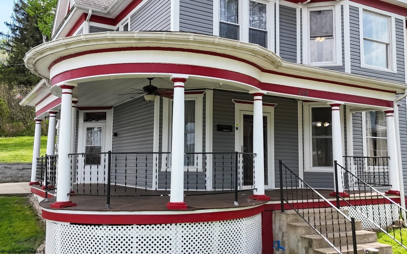 314 Dewey Avenue, Grafton, West Virginia 26354, 3 Bedrooms Bedrooms, 8 Rooms Rooms,1 BathroomBathrooms,Single Family Detached,For Sale,Dewey,10164379