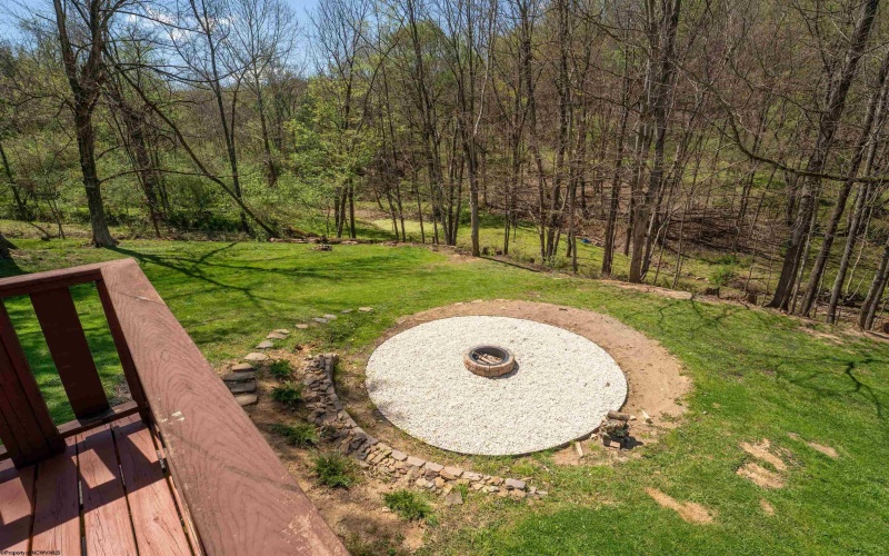 690 Cobun Creek Road, Morgantown, West Virginia 26508, 3 Bedrooms Bedrooms, 7 Rooms Rooms,1 BathroomBathrooms,Single Family Detached,For Sale,Cobun Creek,10164378