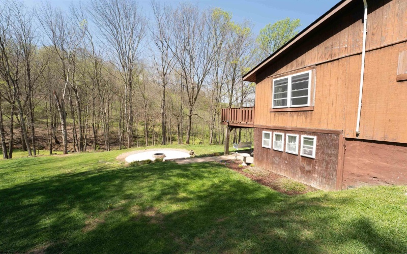 690 Cobun Creek Road, Morgantown, West Virginia 26508, 3 Bedrooms Bedrooms, 7 Rooms Rooms,1 BathroomBathrooms,Single Family Detached,For Sale,Cobun Creek,10164378