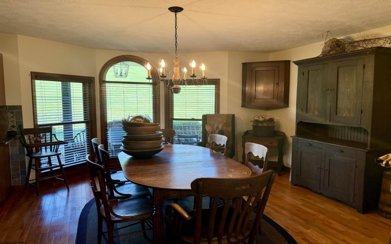 7320 Scottsdale Road, Fairmont, West Virginia 26554, 4 Bedrooms Bedrooms, 11 Rooms Rooms,3 BathroomsBathrooms,Single Family Detached,For Sale,Scottsdale,10164362