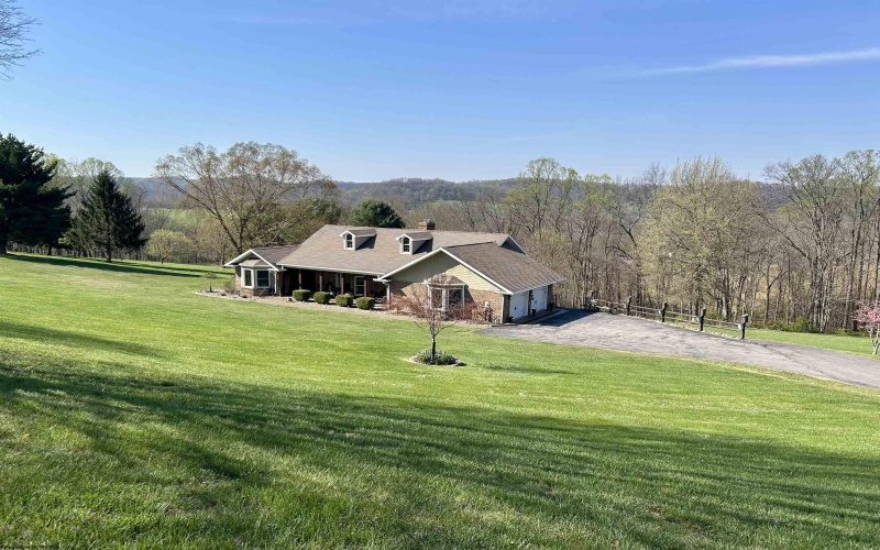 7320 Scottsdale Road, Fairmont, West Virginia 26554, 4 Bedrooms Bedrooms, 11 Rooms Rooms,3 BathroomsBathrooms,Single Family Detached,For Sale,Scottsdale,10164362