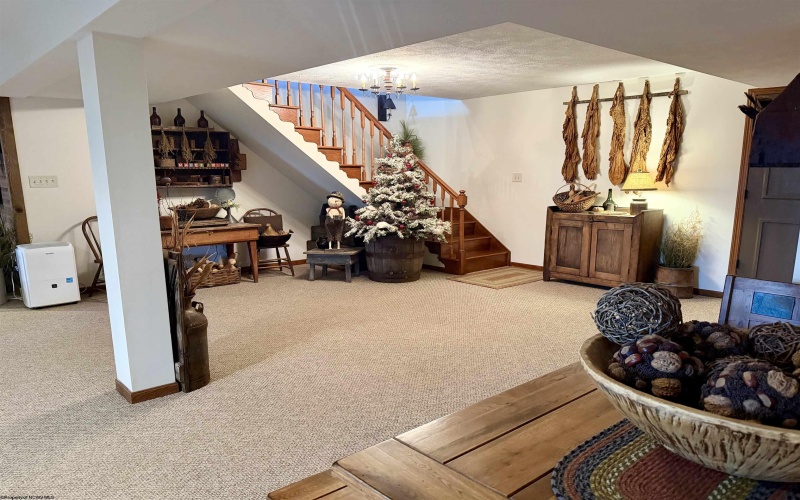 7320 Scottsdale Road, Fairmont, West Virginia 26554, 4 Bedrooms Bedrooms, 11 Rooms Rooms,3 BathroomsBathrooms,Single Family Detached,For Sale,Scottsdale,10164362