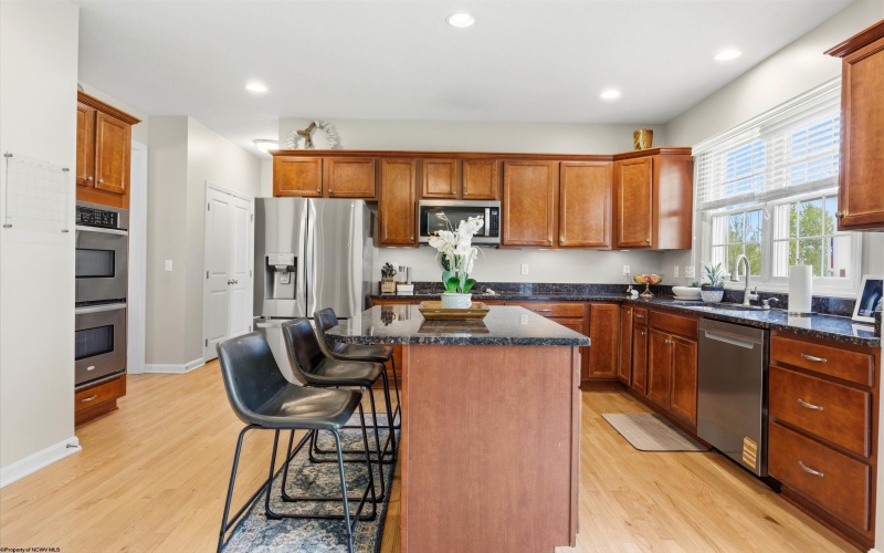 525 Quail Landing Way, Morgantown, West Virginia 26508, 4 Bedrooms Bedrooms, 9 Rooms Rooms,3 BathroomsBathrooms,Single Family Detached,For Sale,Quail Landing,10164377