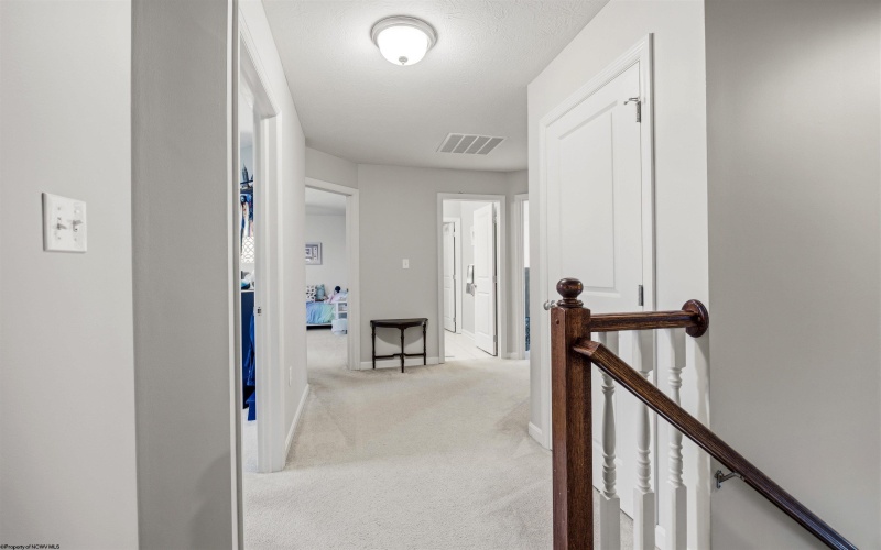 525 Quail Landing Way, Morgantown, West Virginia 26508, 4 Bedrooms Bedrooms, 9 Rooms Rooms,3 BathroomsBathrooms,Single Family Detached,For Sale,Quail Landing,10164377