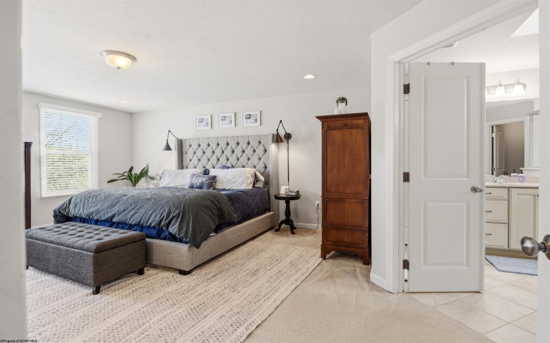 525 Quail Landing Way, Morgantown, West Virginia 26508, 4 Bedrooms Bedrooms, 9 Rooms Rooms,3 BathroomsBathrooms,Single Family Detached,For Sale,Quail Landing,10164377