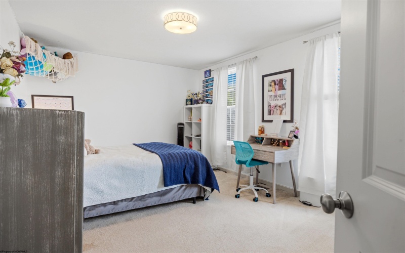 525 Quail Landing Way, Morgantown, West Virginia 26508, 4 Bedrooms Bedrooms, 9 Rooms Rooms,3 BathroomsBathrooms,Single Family Detached,For Sale,Quail Landing,10164377