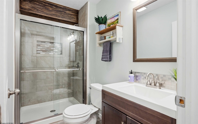 525 Quail Landing Way, Morgantown, West Virginia 26508, 4 Bedrooms Bedrooms, 9 Rooms Rooms,3 BathroomsBathrooms,Single Family Detached,For Sale,Quail Landing,10164377