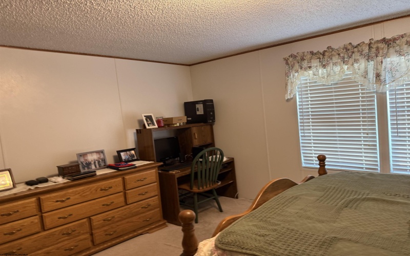 189 Main Street, Gypsy, West Virginia 26361, 3 Bedrooms Bedrooms, 9 Rooms Rooms,2 BathroomsBathrooms,Single Family Detached,For Sale,Main,10164374