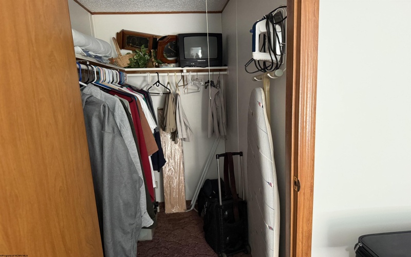 189 Main Street, Gypsy, West Virginia 26361, 3 Bedrooms Bedrooms, 9 Rooms Rooms,2 BathroomsBathrooms,Single Family Detached,For Sale,Main,10164374