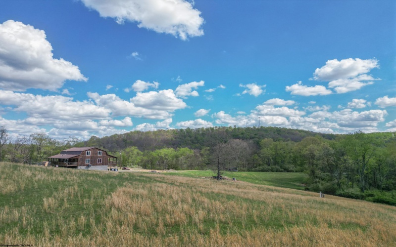 2397 Stevens Run Road, Mount Clare, West Virginia 26408, 4 Bedrooms Bedrooms, 8 Rooms Rooms,4 BathroomsBathrooms,Single Family Detached,For Sale,Stevens Run,10164370