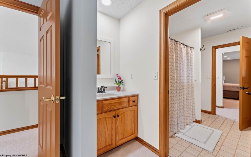 4510 Laurel Ridge Road, Morgantown, West Virginia 26508, 4 Bedrooms Bedrooms, 11 Rooms Rooms,4 BathroomsBathrooms,Single Family Detached,For Sale,Laurel Ridge,10164369