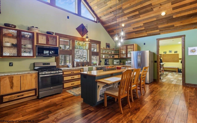 2246 Cravens Run Road, Elkins, West Virginia 26241, 3 Bedrooms Bedrooms, 13 Rooms Rooms,2 BathroomsBathrooms,Single Family Detached,For Sale,Cravens Run,10164373