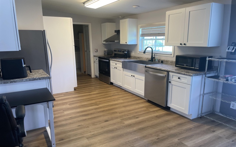 38 Seth Court, Bridgeport, West Virginia 26330, 3 Bedrooms Bedrooms, 8 Rooms Rooms,2 BathroomsBathrooms,Single Family Detached,For Sale,Seth,10164371