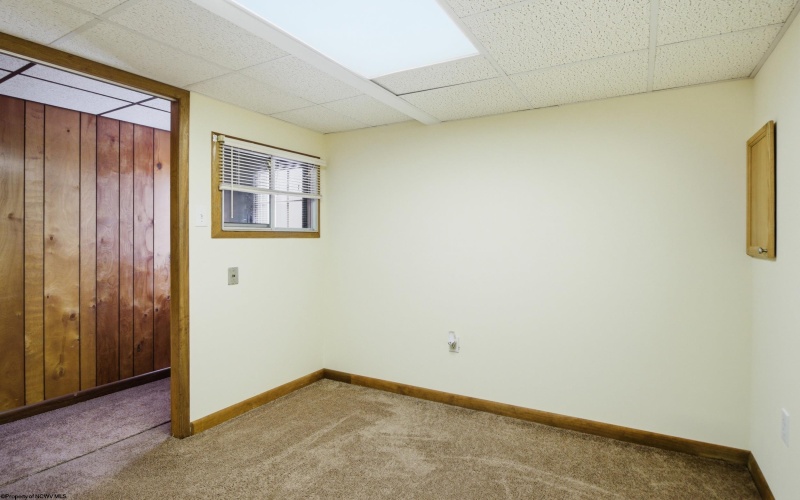 702 Lawman Avenue, Bridgeport, West Virginia 26330, 3 Bedrooms Bedrooms, 5 Rooms Rooms,2 BathroomsBathrooms,Single Family Detached,For Sale,Lawman,10164368