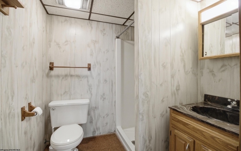 702 Lawman Avenue, Bridgeport, West Virginia 26330, 3 Bedrooms Bedrooms, 5 Rooms Rooms,2 BathroomsBathrooms,Single Family Detached,For Sale,Lawman,10164368