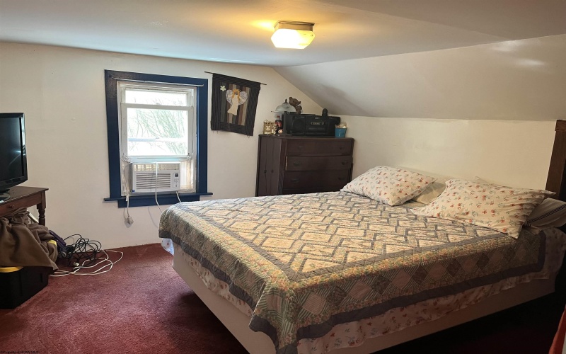 170 Gregorytown Road, Rock Cave, West Virginia 26234, 2 Bedrooms Bedrooms, 7 Rooms Rooms,1 BathroomBathrooms,Single Family Detached,For Sale,Gregorytown,10164366