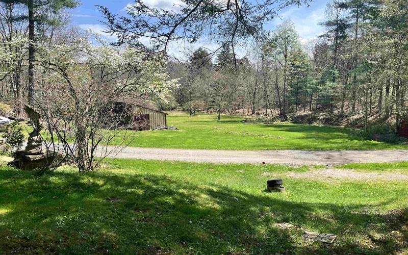 170 Gregorytown Road, Rock Cave, West Virginia 26234, 2 Bedrooms Bedrooms, 7 Rooms Rooms,1 BathroomBathrooms,Single Family Detached,For Sale,Gregorytown,10164366