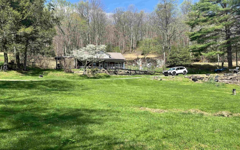 170 Gregorytown Road, Rock Cave, West Virginia 26234, 2 Bedrooms Bedrooms, 7 Rooms Rooms,1 BathroomBathrooms,Single Family Detached,For Sale,Gregorytown,10164366