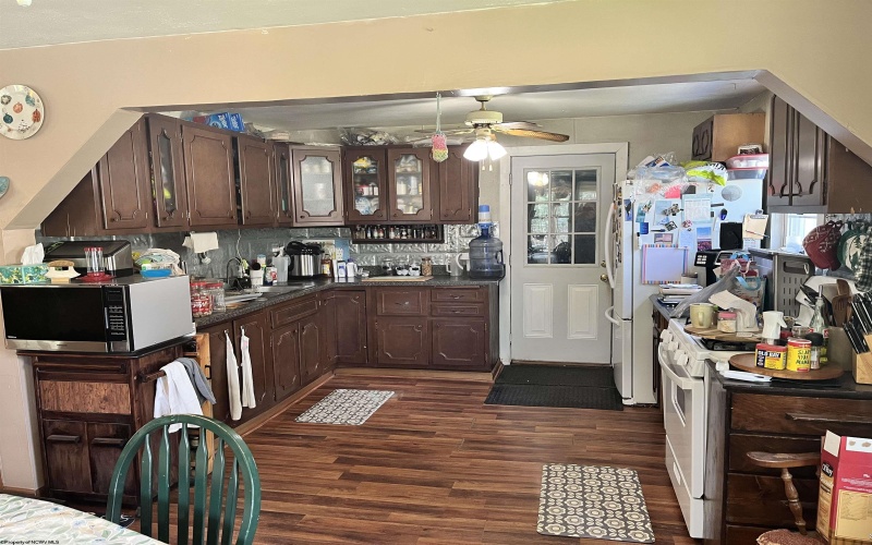 170 Gregorytown Road, Rock Cave, West Virginia 26234, 2 Bedrooms Bedrooms, 7 Rooms Rooms,1 BathroomBathrooms,Single Family Detached,For Sale,Gregorytown,10164366