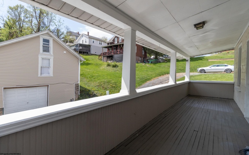 30 Spring Street, Westover, West Virginia 26501, 3 Bedrooms Bedrooms, 5 Rooms Rooms,1 BathroomBathrooms,Single Family Detached,For Sale,Spring,10164367