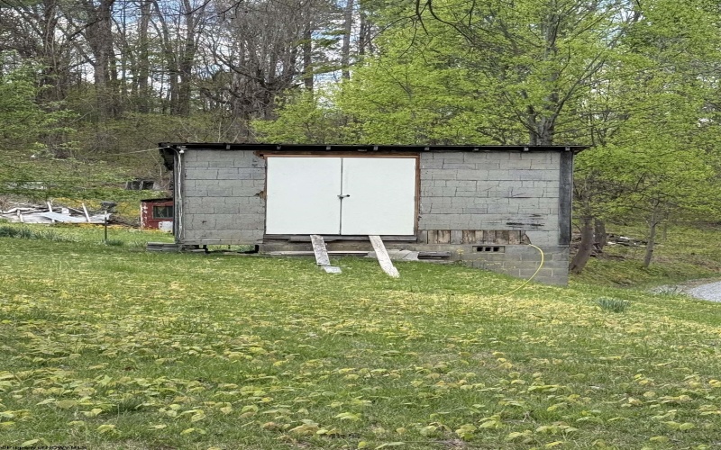 15 Browns Mountain Road, Hacker Valley, West Virginia 26222, 2 Bedrooms Bedrooms, 5 Rooms Rooms,1 BathroomBathrooms,Single Family Detached,For Sale,Mountain,10164383