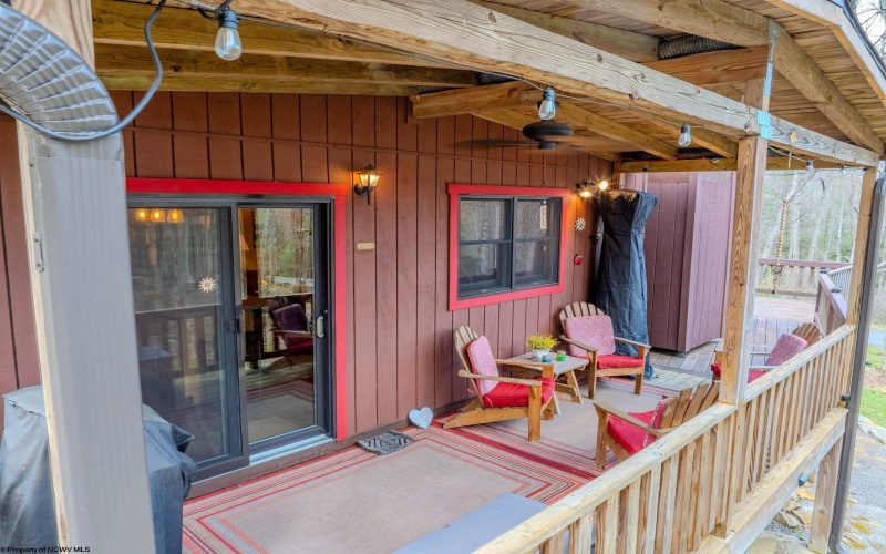 597 Pine Drive, Terra Alta, West Virginia 26764, 2 Bedrooms Bedrooms, 5 Rooms Rooms,2 BathroomsBathrooms,Single Family Detached,For Sale,Pine,10164394