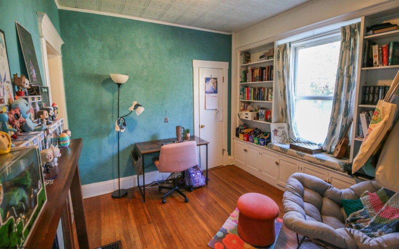 156 Arbutus Drive, Clarksburg, West Virginia 26301, 4 Bedrooms Bedrooms, 12 Rooms Rooms,3 BathroomsBathrooms,Single Family Detached,For Sale,Arbutus,10164393