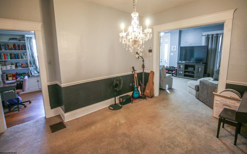 156 Arbutus Drive, Clarksburg, West Virginia 26301, 4 Bedrooms Bedrooms, 12 Rooms Rooms,3 BathroomsBathrooms,Single Family Detached,For Sale,Arbutus,10164393