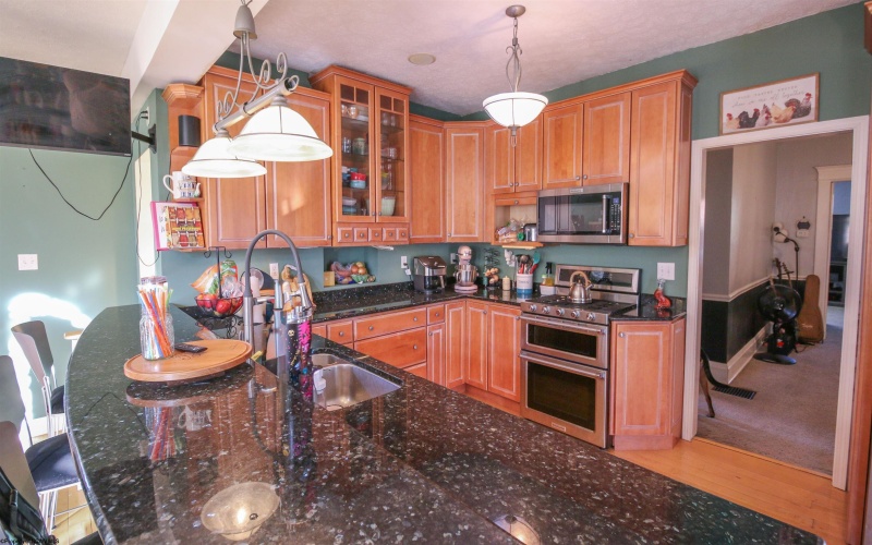 156 Arbutus Drive, Clarksburg, West Virginia 26301, 4 Bedrooms Bedrooms, 12 Rooms Rooms,3 BathroomsBathrooms,Single Family Detached,For Sale,Arbutus,10164393