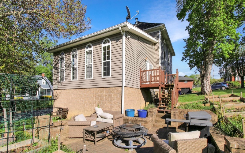 156 Arbutus Drive, Clarksburg, West Virginia 26301, 4 Bedrooms Bedrooms, 12 Rooms Rooms,3 BathroomsBathrooms,Single Family Detached,For Sale,Arbutus,10164393