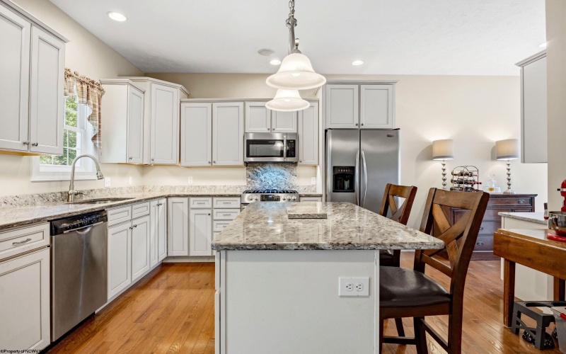 311 Villa View Drive, Morgantown, West Virginia 26505, 4 Bedrooms Bedrooms, 12 Rooms Rooms,3 BathroomsBathrooms,Single Family Detached,For Sale,Villa View,10164391