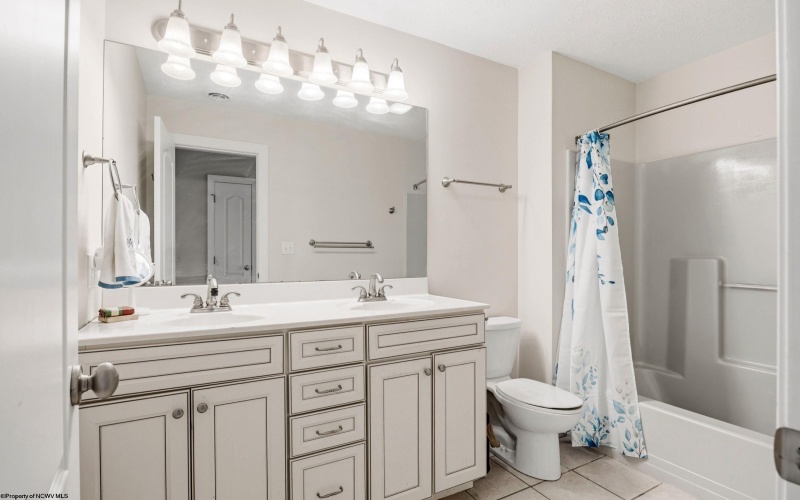 311 Villa View Drive, Morgantown, West Virginia 26505, 4 Bedrooms Bedrooms, 12 Rooms Rooms,3 BathroomsBathrooms,Single Family Detached,For Sale,Villa View,10164391