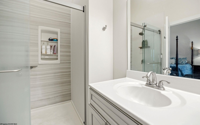 311 Villa View Drive, Morgantown, West Virginia 26505, 4 Bedrooms Bedrooms, 12 Rooms Rooms,3 BathroomsBathrooms,Single Family Detached,For Sale,Villa View,10164391