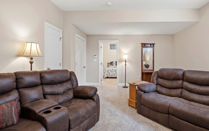 311 Villa View Drive, Morgantown, West Virginia 26505, 4 Bedrooms Bedrooms, 12 Rooms Rooms,3 BathroomsBathrooms,Single Family Detached,For Sale,Villa View,10164391