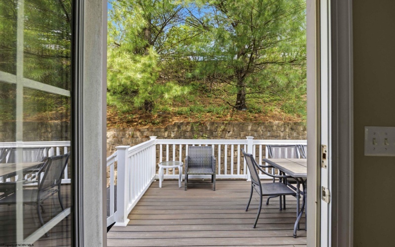 311 Villa View Drive, Morgantown, West Virginia 26505, 4 Bedrooms Bedrooms, 12 Rooms Rooms,3 BathroomsBathrooms,Single Family Detached,For Sale,Villa View,10164391