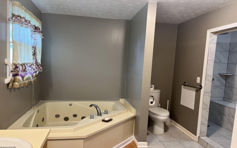 139 Evergreen Drive, Buckhannon, West Virginia 26201, 3 Bedrooms Bedrooms, 7 Rooms Rooms,2 BathroomsBathrooms,Single Family Detached,For Sale,Evergreen,10164387