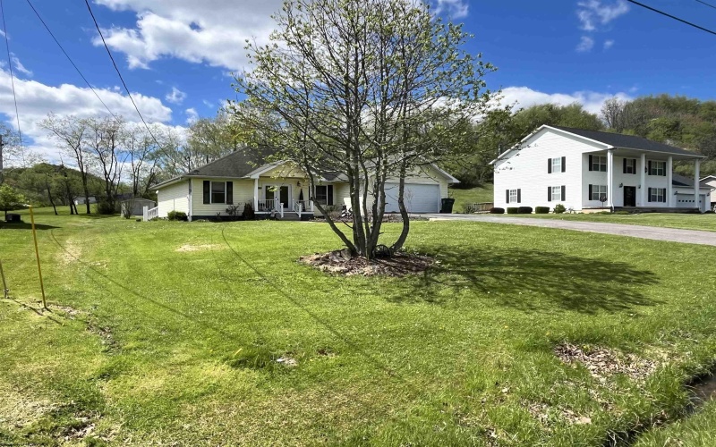 139 Evergreen Drive, Buckhannon, West Virginia 26201, 3 Bedrooms Bedrooms, 7 Rooms Rooms,2 BathroomsBathrooms,Single Family Detached,For Sale,Evergreen,10164387