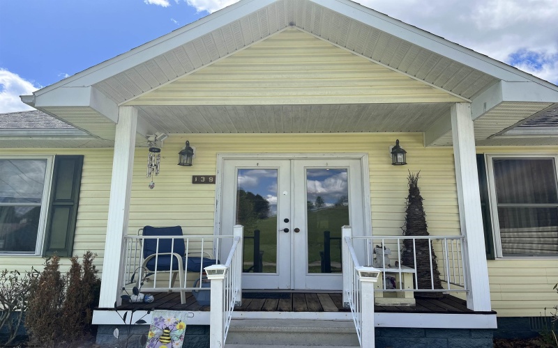 139 Evergreen Drive, Buckhannon, West Virginia 26201, 3 Bedrooms Bedrooms, 7 Rooms Rooms,2 BathroomsBathrooms,Single Family Detached,For Sale,Evergreen,10164387