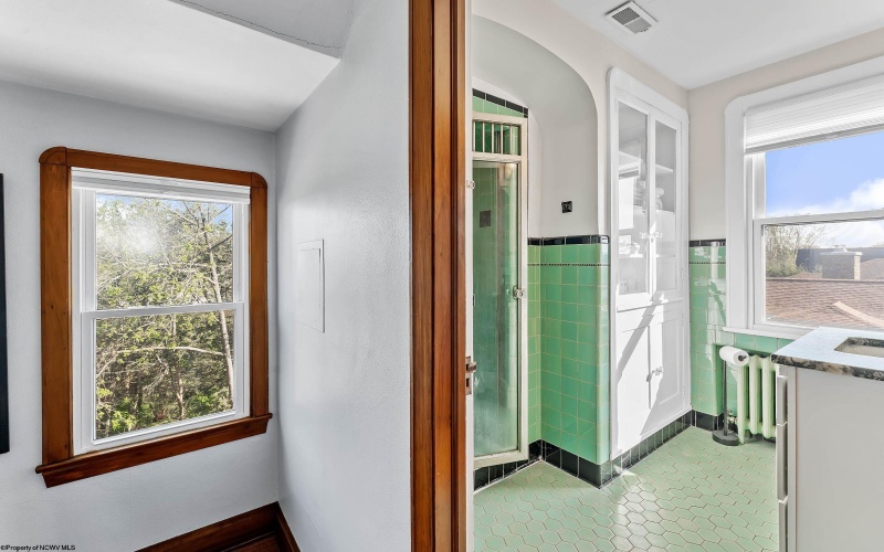 457 Rotary Street, Morgantown, West Virginia 26505, 4 Bedrooms Bedrooms, 8 Rooms Rooms,2 BathroomsBathrooms,Single Family Detached,For Sale,Rotary,10164386