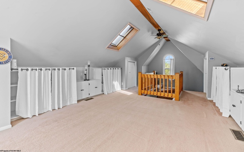 457 Rotary Street, Morgantown, West Virginia 26505, 4 Bedrooms Bedrooms, 8 Rooms Rooms,2 BathroomsBathrooms,Single Family Detached,For Sale,Rotary,10164386