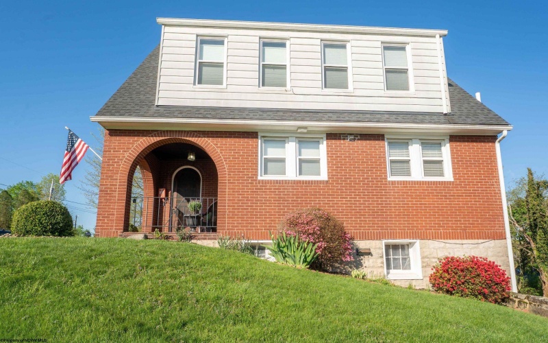 457 Rotary Street, Morgantown, West Virginia 26505, 4 Bedrooms Bedrooms, 8 Rooms Rooms,2 BathroomsBathrooms,Single Family Detached,For Sale,Rotary,10164386